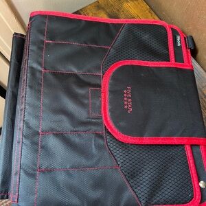 Five Star Zipper Binder + Storage
